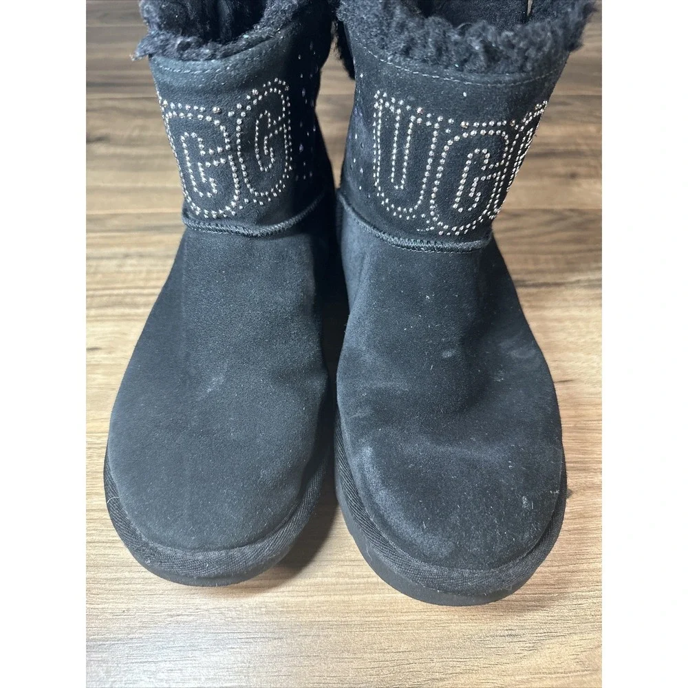 Women's UGG Boots Size 8 Black Gems‎ Pull On